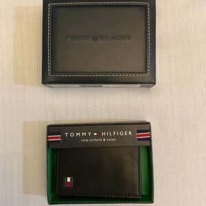 Tommy Hilfiger Men's Black Wallet